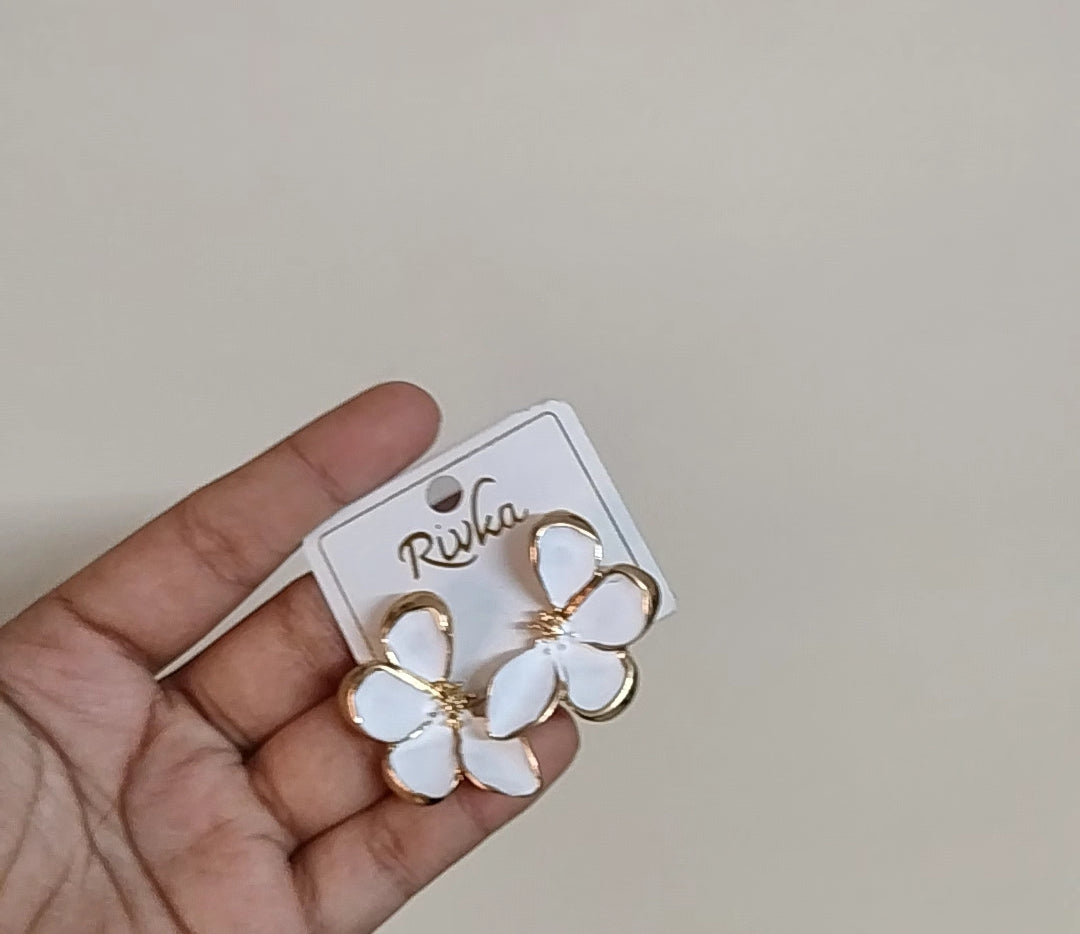 White floral earring